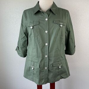 Christopher & Banks Button Down Shirt Size M EUC